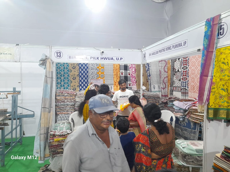 State Handloom Expo (SHE) 2023-2024 cum sale from 08-11-2023 to 21-11-2023 at Shilparamam, Guntur — photo 19