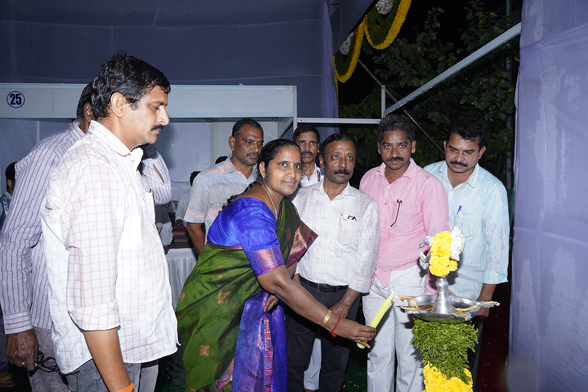 State Handloom Expo (SHE) 2023-2024 cum sale from 08-11-2023 to 21-11-2023 at Shilparamam, Guntur — photo 4