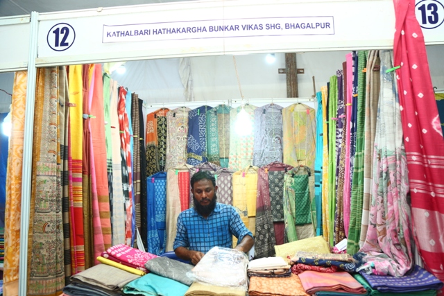 All-India Handloom Crafts Mela-2022  cum and sale from 16-12-2022 to 30-12-2022 at Shilparamam, Visakhapatnam — photo 3
