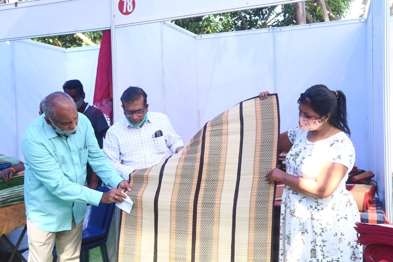 All-India Handloom Crafts Mela--2021  cum and sale from 16-12-2021 to 30-12-2021 at Shilparamam, Visakhapatnam — photo 11