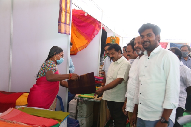 All-India Handloom Crafts Mela-2020 cum and sale from 16-12-2020 to 30-12-2020 at Shilparamam, Visakhapatnam — photo 20
