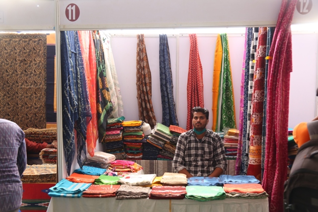 All-India Handloom Crafts Mela-2020 cum and sale from 16-12-2020 to 30-12-2020 at Shilparamam, Visakhapatnam — photo 16