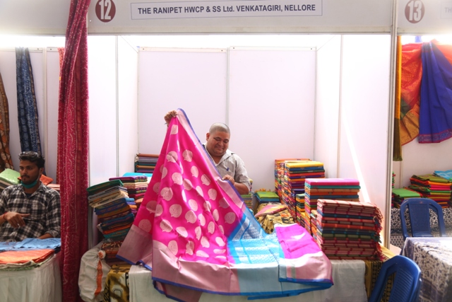 All-India Handloom Crafts Mela-2020 cum and sale from 16-12-2020 to 30-12-2020 at Shilparamam, Visakhapatnam — photo 15