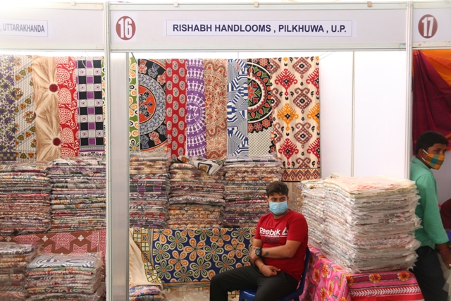 All-India Handloom Crafts Mela-2020 cum and sale from 16-12-2020 to 30-12-2020 at Shilparamam, Visakhapatnam — photo 13