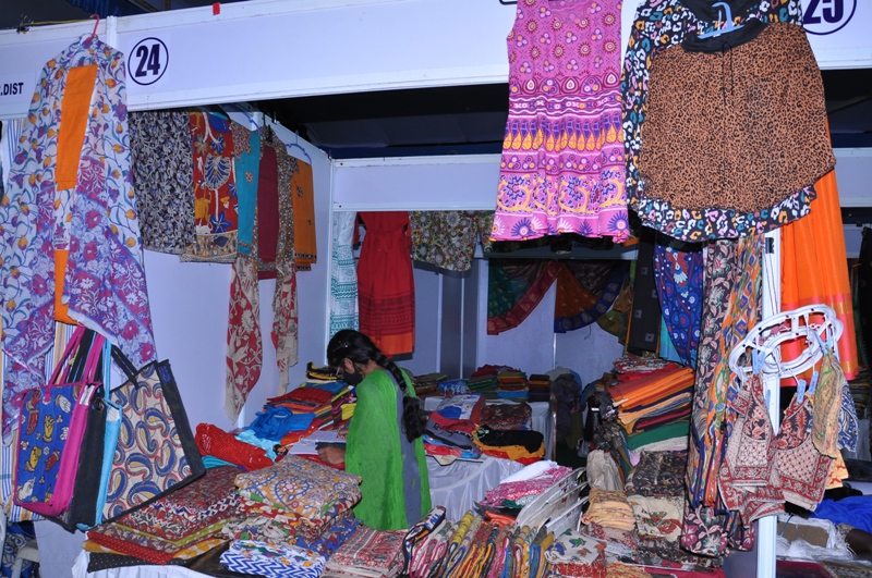 State Handloom Expo (SHE)-2021 cum and sale from 12-02-2021 TO 25-02-2021 at Shilparamam Tirupati  — photo 16