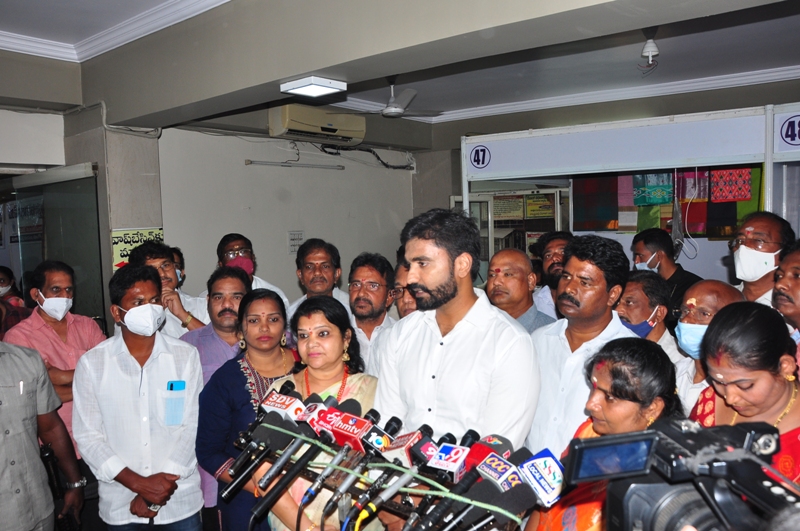 State Handloom Expo (SHE) 2022 cum and sale from 23-02-2022 to 08-03-2022 at Rajahmundry — photo 6
