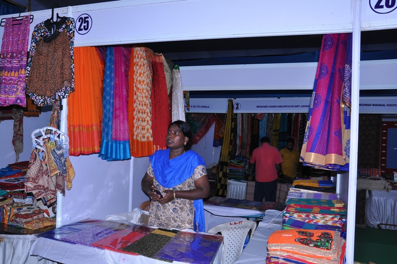 State Handloom Expo (SHE)-2021 cum and sale from 12-02-2021 TO 25-02-2021 at Shilparamam Tirupati  — photo 18