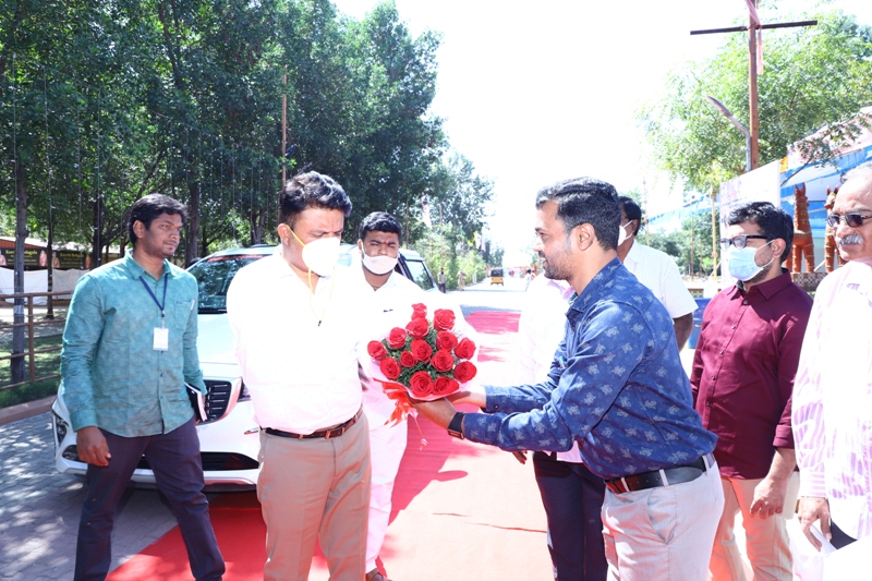 State Handloom Expo (SHE)-2021 cum and sale from 12-02-2021 TO 25-02-2021 at Shilparamam Tirupati  — photo 1