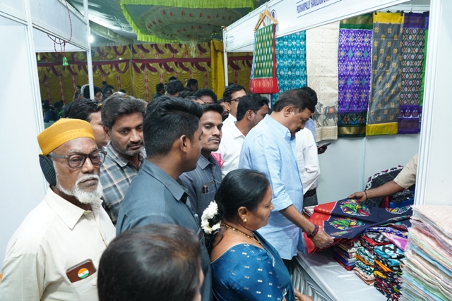 All-India Craft Mela-2025 cum and sale from 08-01-2025 to 22-01-2025 at Shilparamam, Visakhapatnam  — photo 8