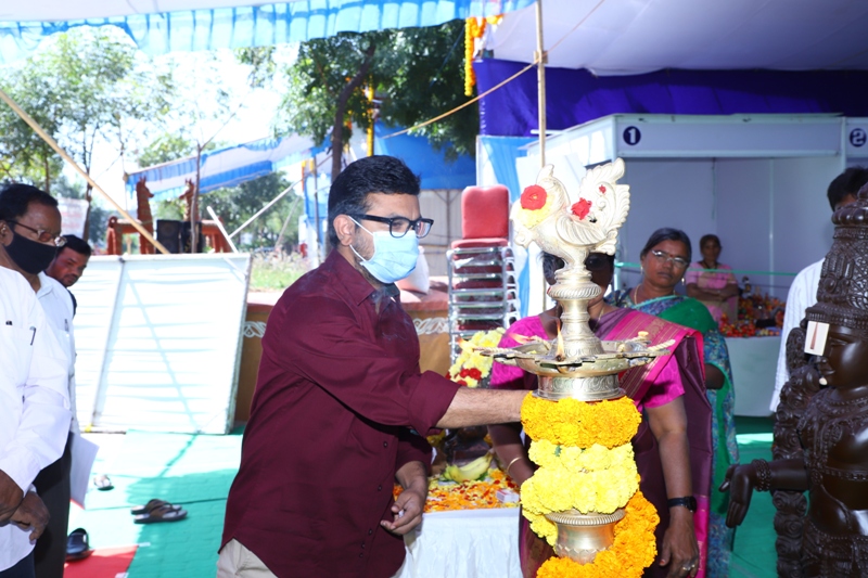 State Handloom Expo (SHE)-2021 cum and sale from 12-02-2021 TO 25-02-2021 at Shilparamam Tirupati  — photo 9