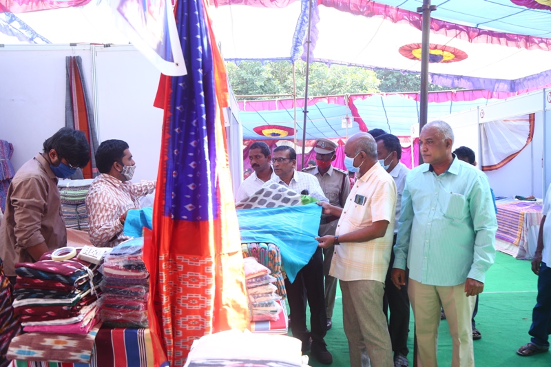 All-India Handloom Crafts Mela--2021  cum and sale from 16-12-2021 to 30-12-2021 at Shilparamam, Visakhapatnam — photo 8