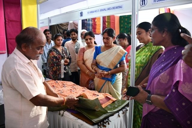 Hathkargha Mela(SHE)-2025 cum and sale from 20-08-2025 to 02-09-2025 at Shilparamam, Urban Haat, Guntur — photo 17