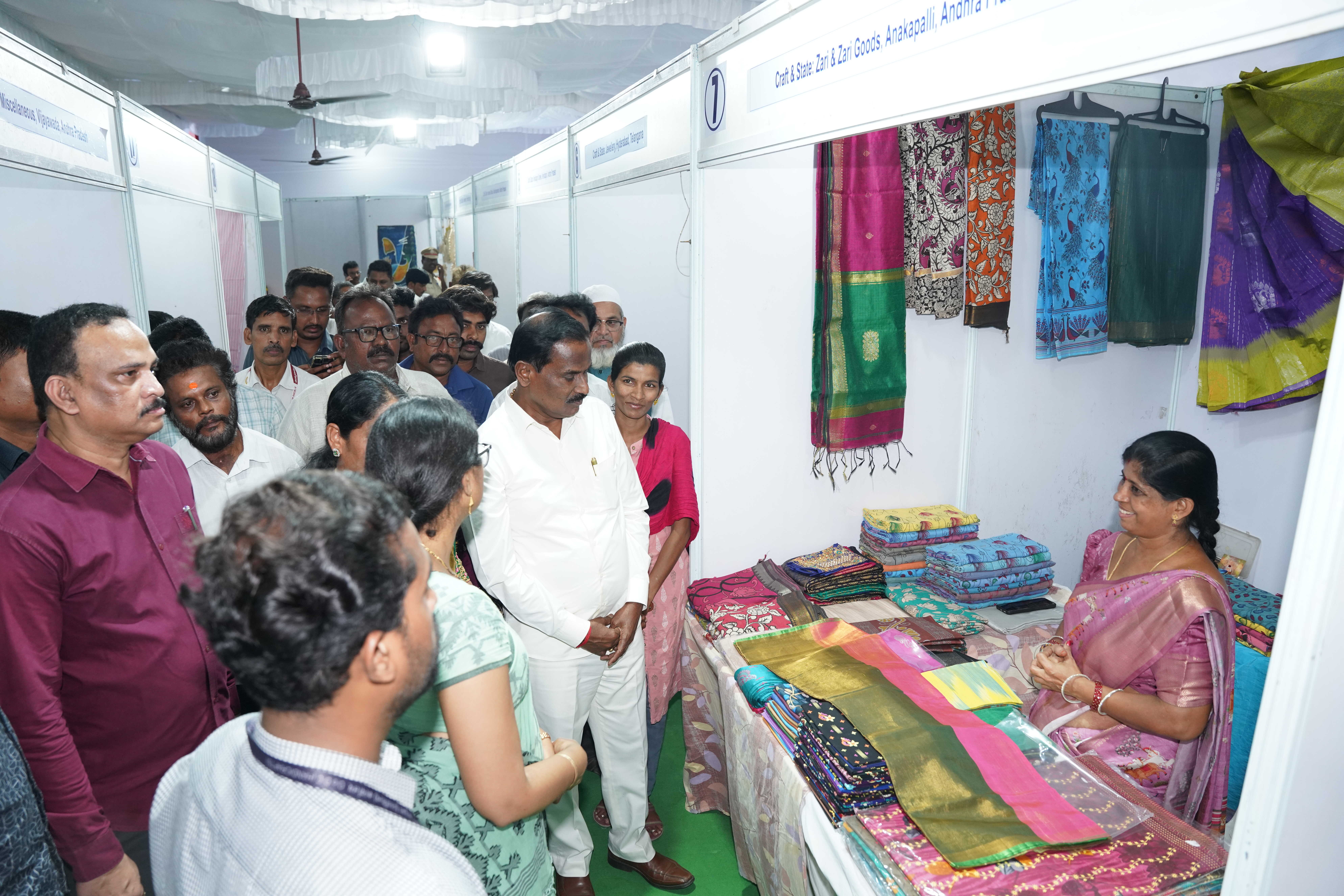 Gandhi Shilp Bazaar(District) cum sale from 05-06-2026 to 11-06-2026 at Shilparamam, UH, Guntur — photo 18