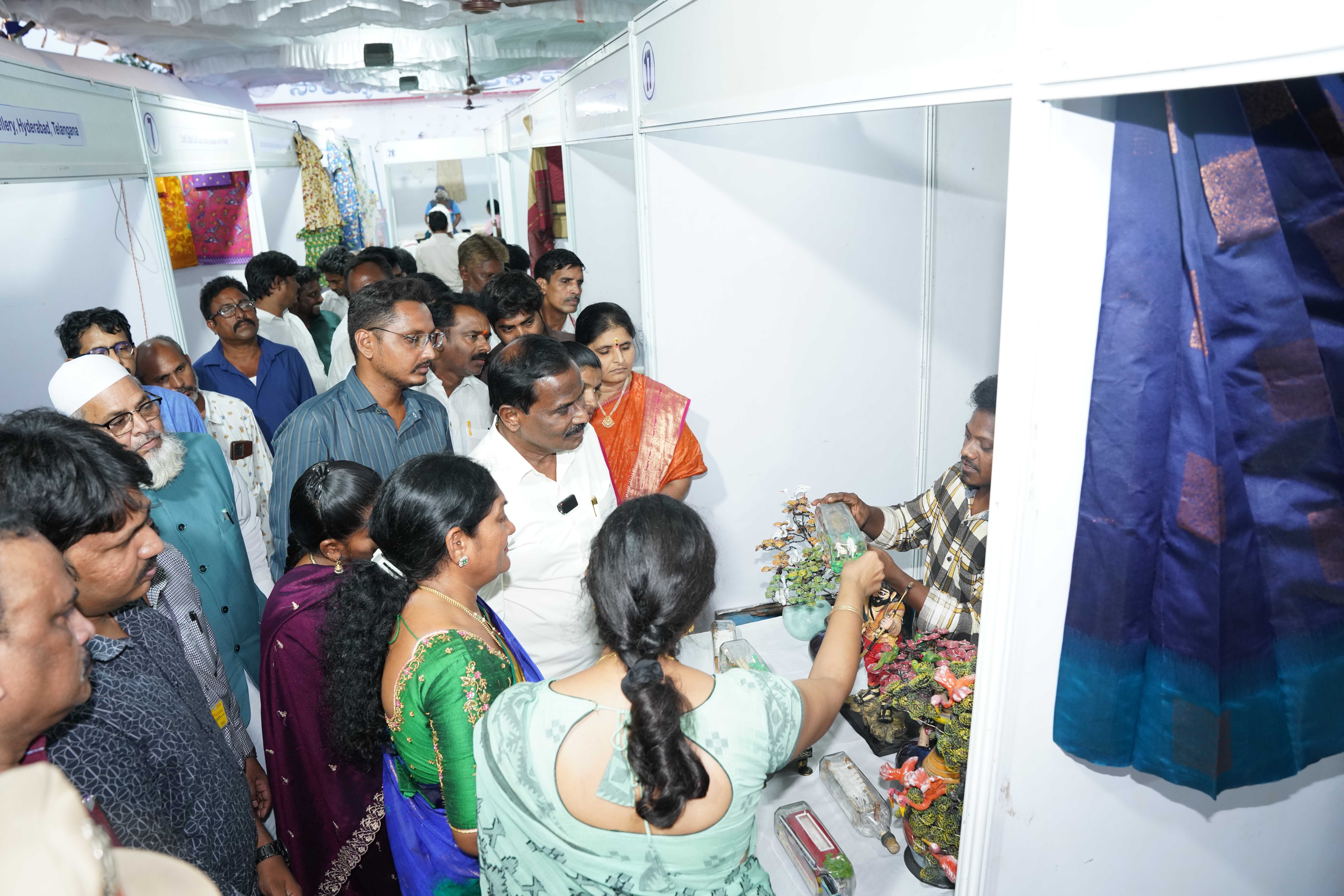 Gandhi Shilp Bazaar(District) cum sale from 05-06-2026 to 11-06-2026 at Shilparamam, UH, Guntur — photo 22