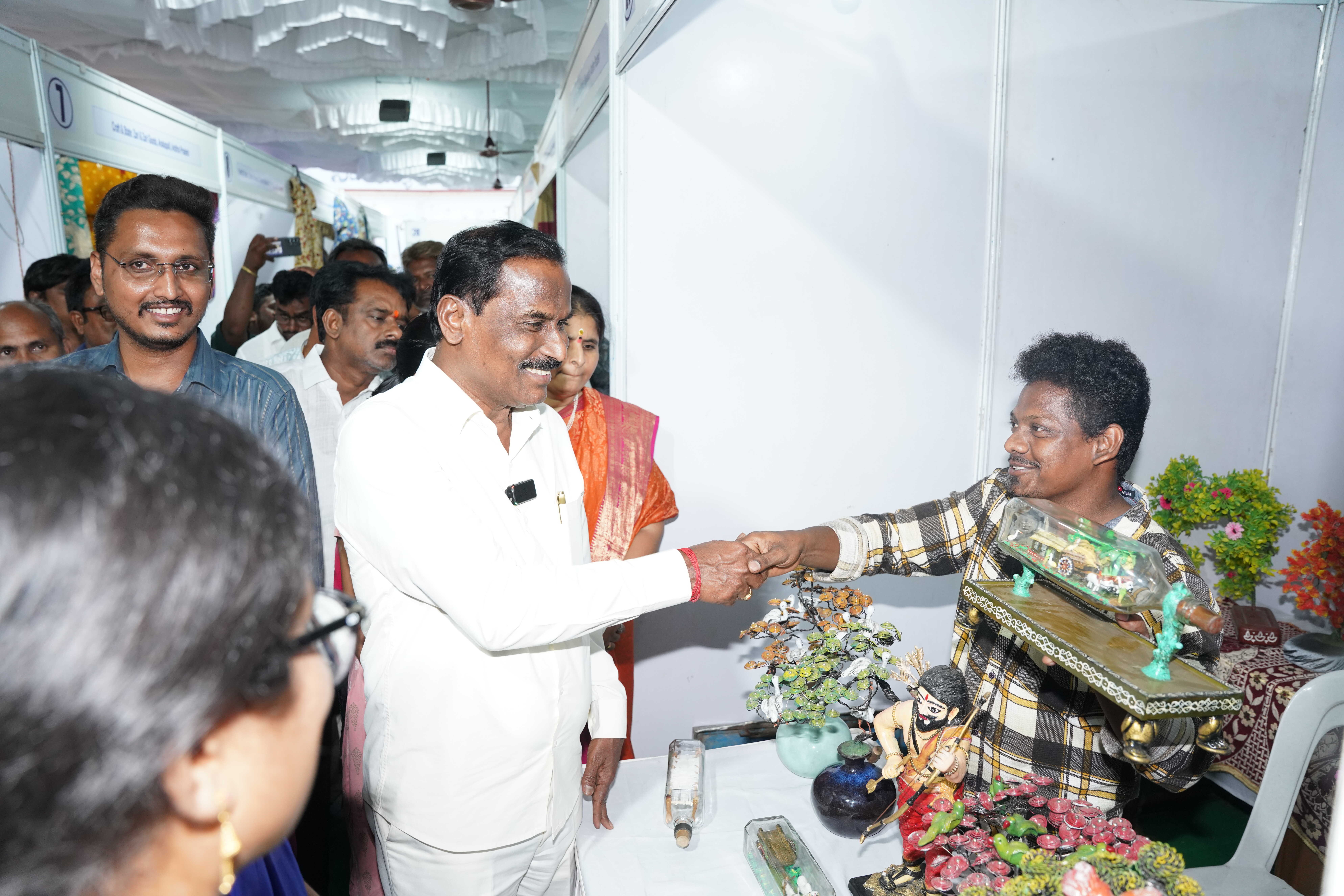 Gandhi Shilp Bazaar(District) cum sale from 05-06-2026 to 11-06-2026 at Shilparamam, UH, Guntur — photo 23